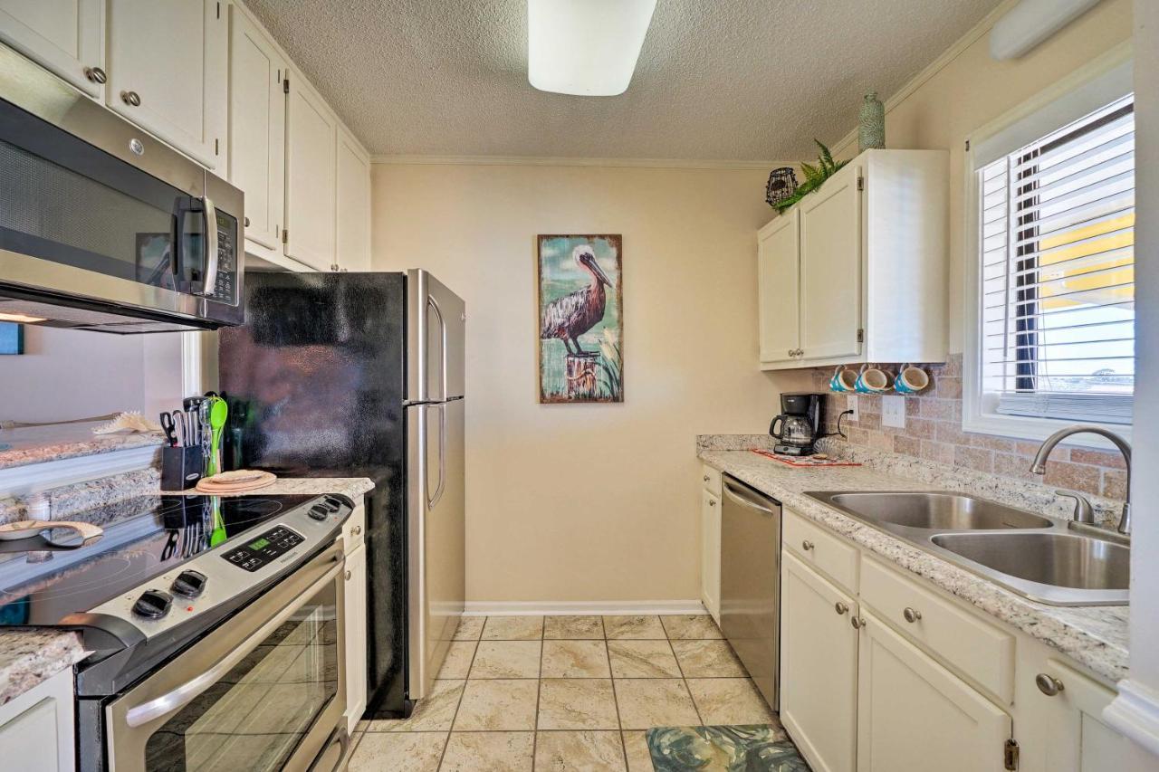 Apartmán Breezy Beach Retreat With 180-Degree Ocean Views! Carolina Beach Exteriér fotografie