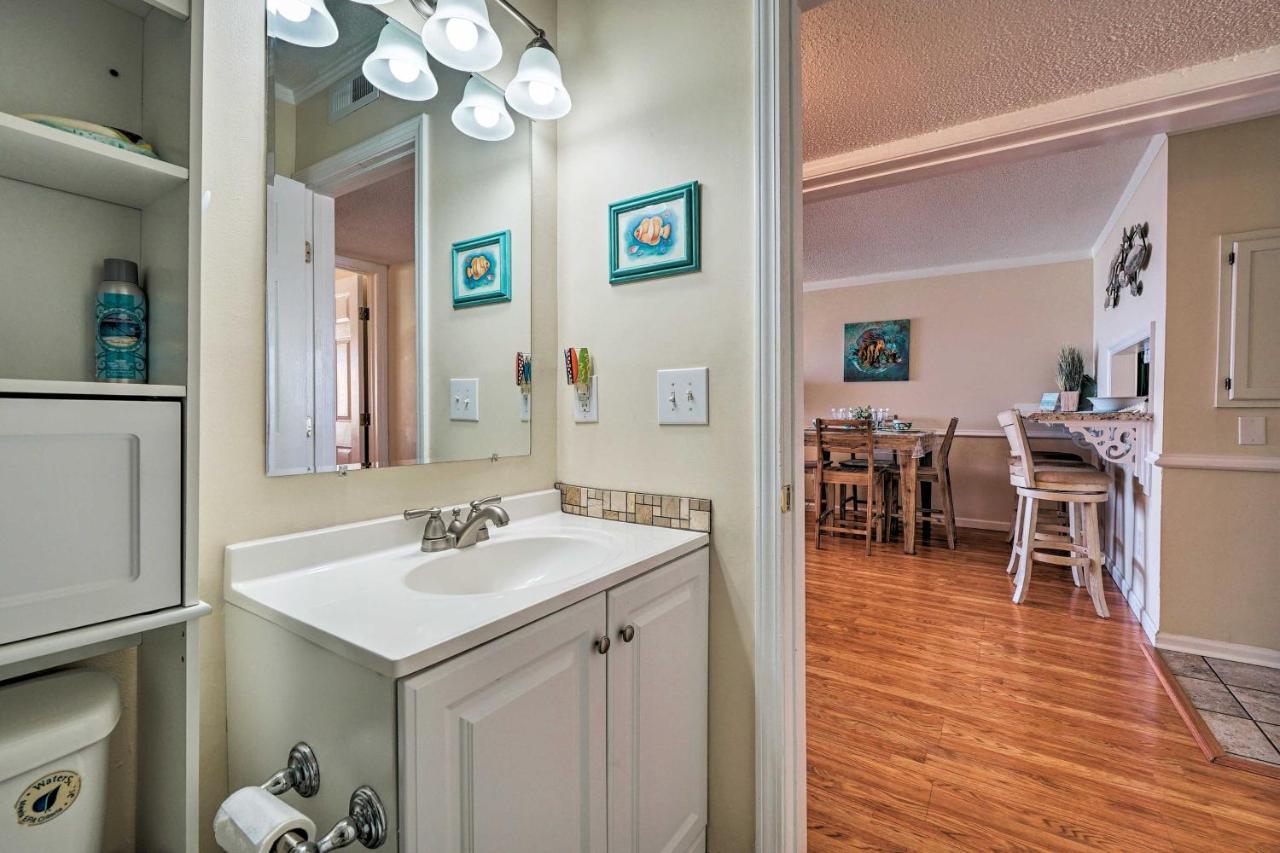 Apartmán Breezy Beach Retreat With 180-Degree Ocean Views! Carolina Beach Exteriér fotografie